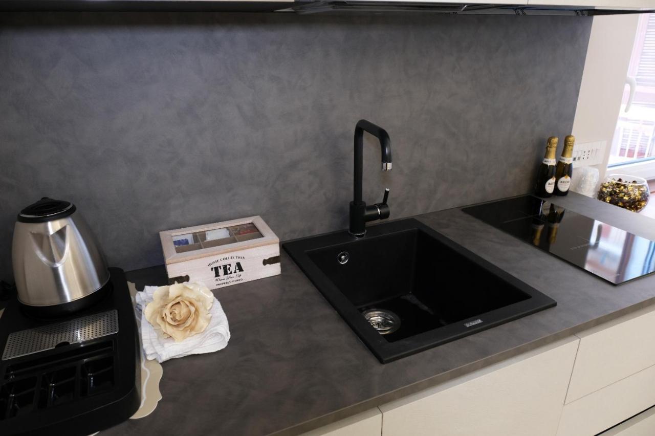 Prestige House Luxury Suite Pompei Luaran gambar